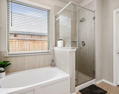 21631 Cascades Pass Court - Photo Thumbnail 22