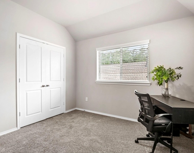 21631 Cascades Pass Court - Photo Thumbnail 30
