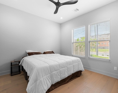 3512 Mosley Court - Photo Thumbnail 31