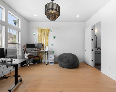3512 Mosley Court - Photo Thumbnail 23