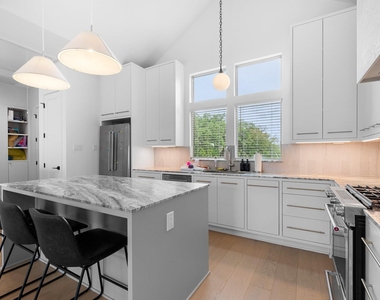 3512 Mosley Court - Photo Thumbnail 17