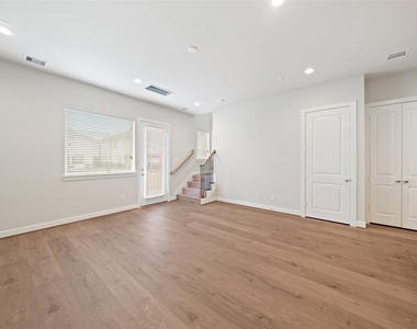 5910 Haring Lane - Photo Thumbnail 6