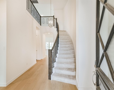 27027 W Rustlers Bend - Photo Thumbnail 6