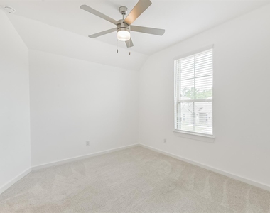 27027 W Rustlers Bend - Photo Thumbnail 40