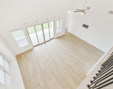 27027 W Rustlers Bend - Photo Thumbnail 34