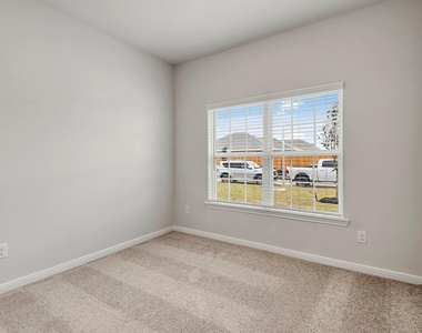 404 Mystic Slopes Drive - Photo Thumbnail 11