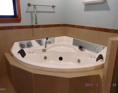 3120 Parrish Road - Photo Thumbnail 6