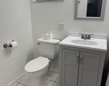 4281 Yorkshire Drive - Photo Thumbnail 28