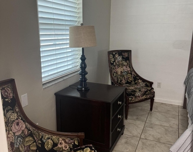 4281 Yorkshire Drive - Photo Thumbnail 26