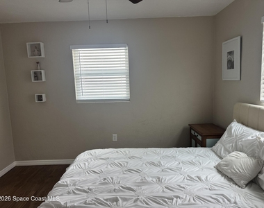 4281 Yorkshire Drive - Photo Thumbnail 38