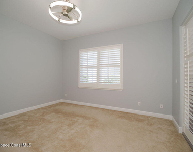 9400 Scarborough Court - Photo Thumbnail 20