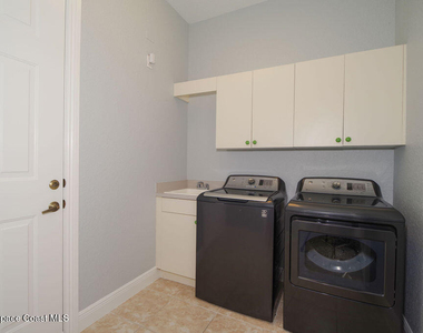 9400 Scarborough Court - Photo Thumbnail 26
