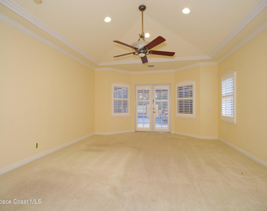 9400 Scarborough Court - Photo Thumbnail 13