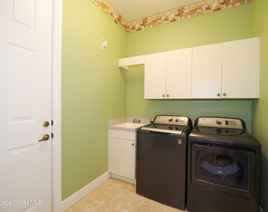 9400 Scarborough Court - Photo Thumbnail 29