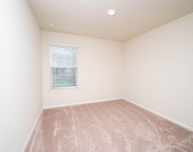 11723 Armadale Drive - Photo Thumbnail 14