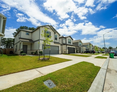 11723 Armadale Drive - Photo Thumbnail 3