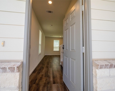 11723 Armadale Drive - Photo Thumbnail 4