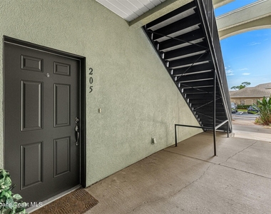 4037 Meander Place - Photo Thumbnail 5