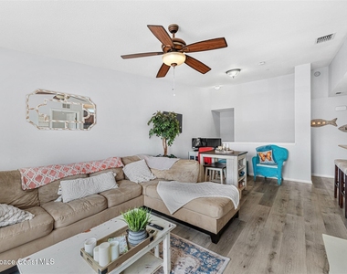 4037 Meander Place - Photo Thumbnail 17