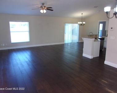 5614 Ada Street - Photo Thumbnail 3