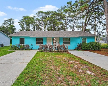 302 Palm Avenue - Photo Thumbnail 2