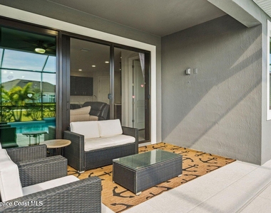 8108 Dobre Way - Photo Thumbnail 3
