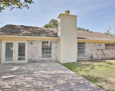 13303 Hampton Falls Drive - Photo Thumbnail 32