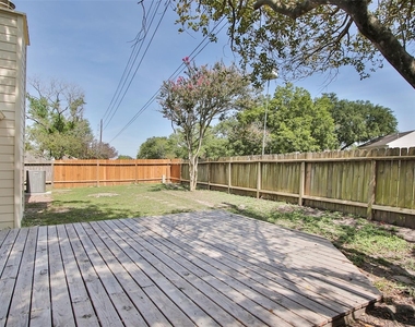 13303 Hampton Falls Drive - Photo Thumbnail 30