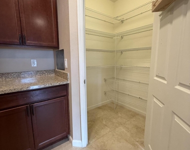 1070 Swiss Pointe Lane Sw - Photo Thumbnail 4