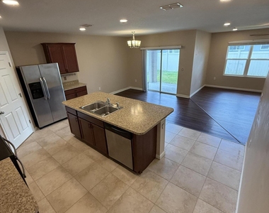 1070 Swiss Pointe Lane Sw - Photo Thumbnail 5