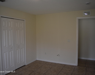 334 Bordeaux Avenue Ne - Photo Thumbnail 35