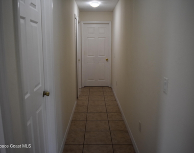 334 Bordeaux Avenue Ne - Photo Thumbnail 31
