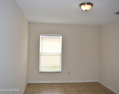 334 Bordeaux Avenue Ne - Photo Thumbnail 33