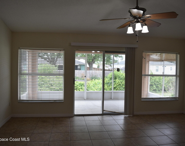 334 Bordeaux Avenue Ne - Photo Thumbnail 11