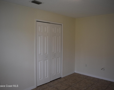334 Bordeaux Avenue Ne - Photo Thumbnail 34