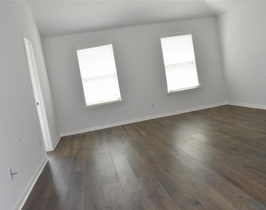 20206 Sweet Magnolia Place - Photo Thumbnail 17
