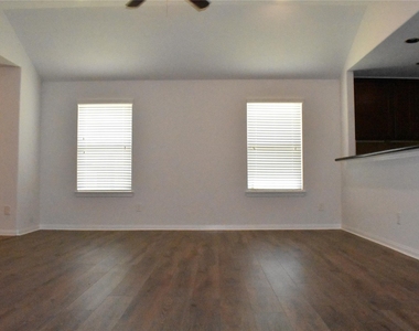 20206 Sweet Magnolia Place - Photo Thumbnail 6
