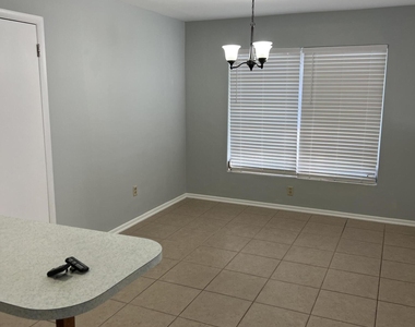 3945 Trinidad Avenue - Photo Thumbnail 3