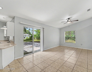 1699 Givens Court Nw - Photo Thumbnail 5
