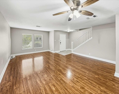 1405 Comfort Street - Photo Thumbnail 2
