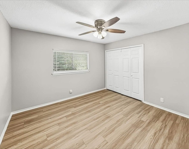 1405 Comfort Street - Photo Thumbnail 16