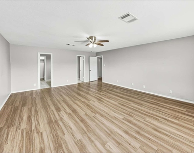 1405 Comfort Street - Photo Thumbnail 10