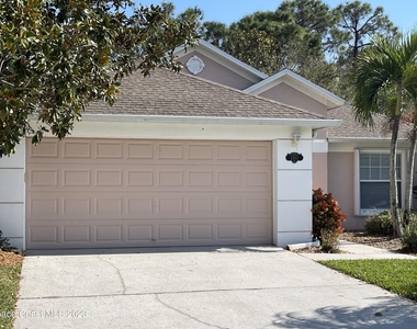 2362 Glasbern Circle - Photo Thumbnail 1