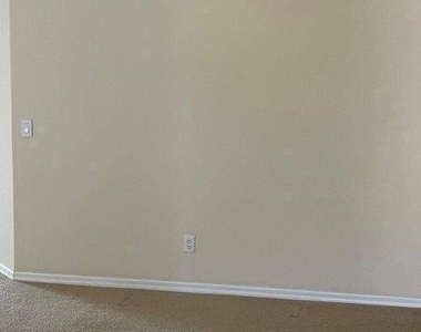 2362 Glasbern Circle - Photo Thumbnail 11