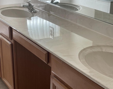 2362 Glasbern Circle - Photo Thumbnail 19