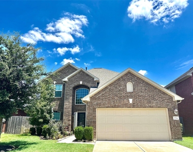 2534 Pines Pointe Dr - Photo Thumbnail 1