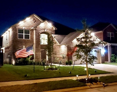 2534 Pines Pointe Dr - Photo Thumbnail 3