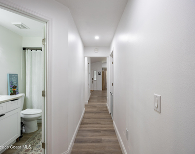 6655 Corto Road - Photo Thumbnail 15