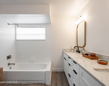 6655 Corto Road - Photo Thumbnail 10