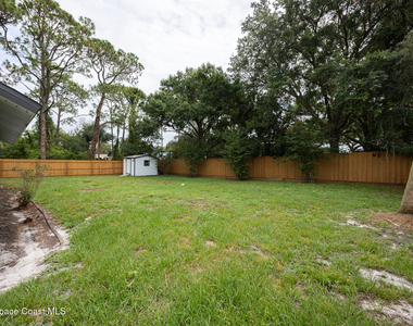 6655 Corto Road - Photo Thumbnail 3
